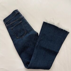 MOTHER The Weekender One Fell Swoop Dark Indigo Frayed  Jeans